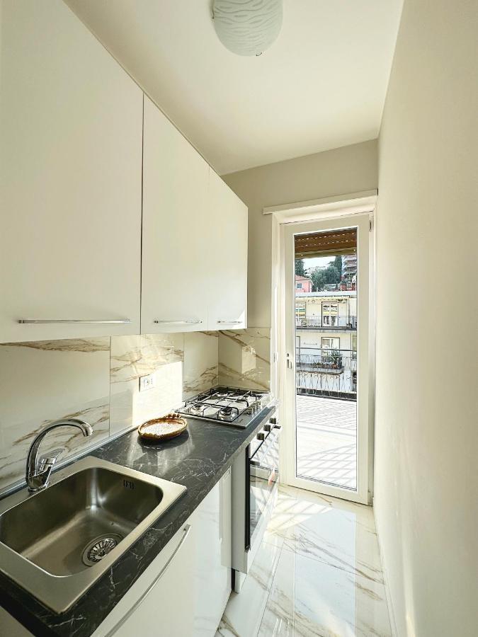 Wh - Un Posto Al Sole - Attico Monolocale Con Parcheggio Gratuito - 5 Minuti Dal Centro - Wifi Sanremo Exterior foto